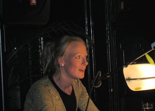Nora liest bei der Wiener Kriminacht 2009